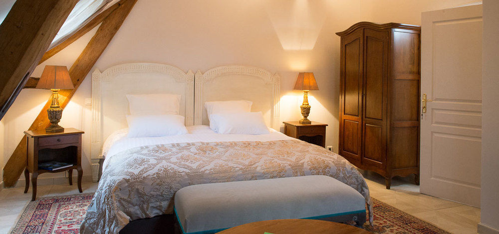 Aux Charmes De Maintenon Exteriör bild